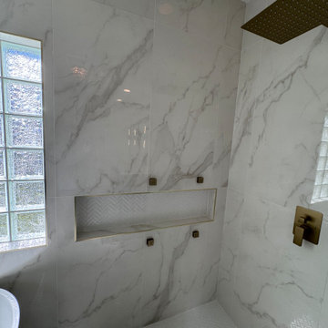 Contemporary Master Bathroom in Katy