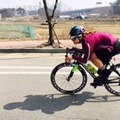 Jin Kang's photo