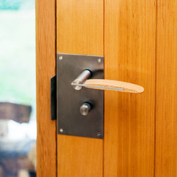Reveal Design - Orcas Lever - Door Levers