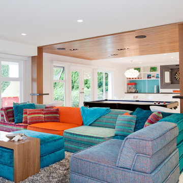 Playfully Minimal Interior in Hollyburn