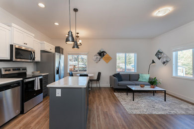 Kitchen - transitional kitchen idea in San Francisco