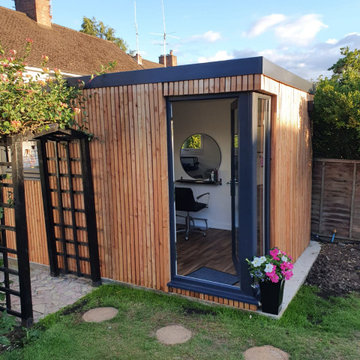 Buckinghamshire - Hair and Beauty Salon