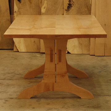 Tables & Desks