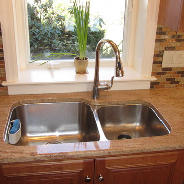 Cherry Kitchen