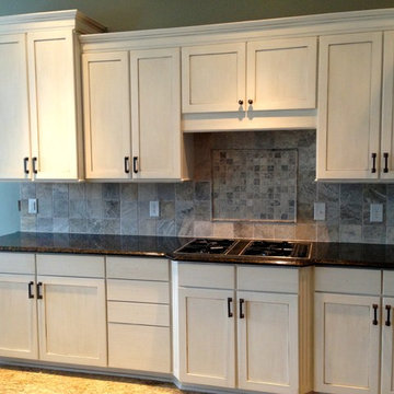 White Traditional Kitchen, Geist area