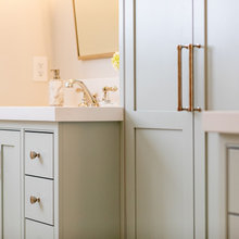 Upstairs bathroom