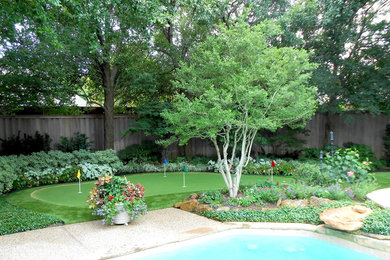 This is an example of a traditional landscaping in Dallas.