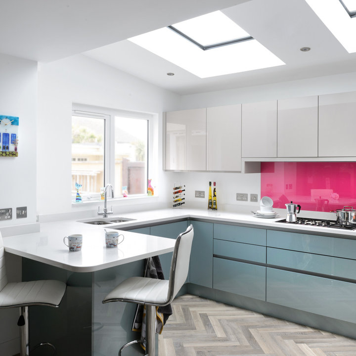 75 Beautiful Medium Sized Kitchen Ideas and Designs August 2022