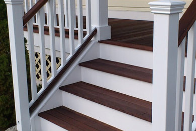Inspiration for a porch remodel in New York
