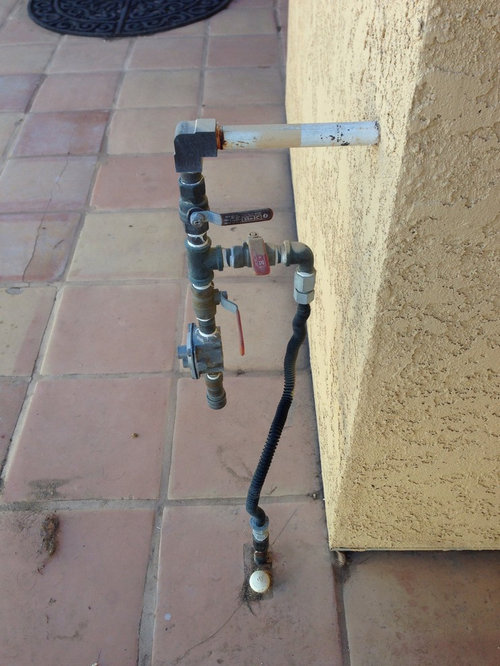 Eye Sore Gas Line To Fire Pit, How To Install Gas Line For Outdoor Fireplace