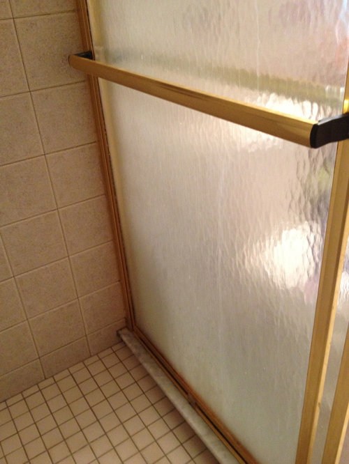 Clean Soap Scum Off Shower Doors And Prevent It From Coming Back