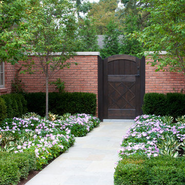 Lone Pine West Gate and Wall