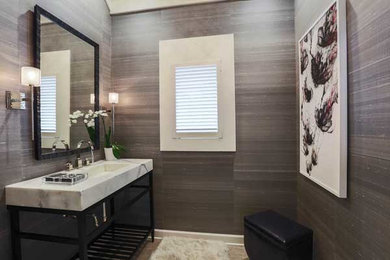 Bathroom - bathroom idea in Chicago