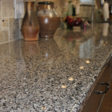 Starmark Maple Stratford in Slate Kitchen
