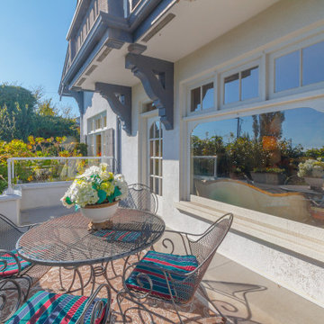 250 King George Terrace - $2,495,000 – MLS 862168