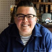Clare Perkins's photo