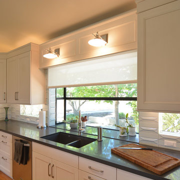 Mid-Century Modern - White