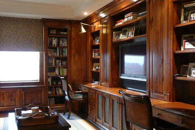 Living room photo in New York