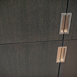 Cabinet Hardware - Products