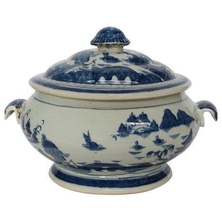 Blue And White Porcelain Oval Fruit Jar With Lid