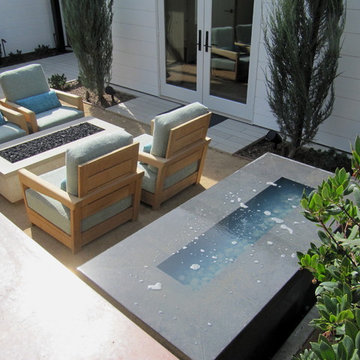Nice Simple Entry & Courtyard Space