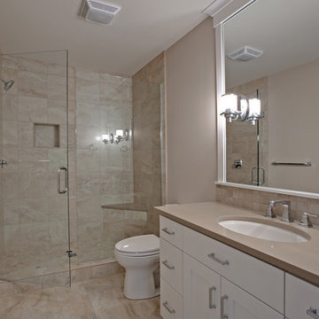 Neutral bathroom with shower, Lake Oswego, Oregon