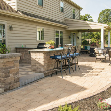 Outdoor Kitchen With Grill