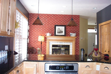 Inspiration for a timeless kitchen remodel in Cleveland