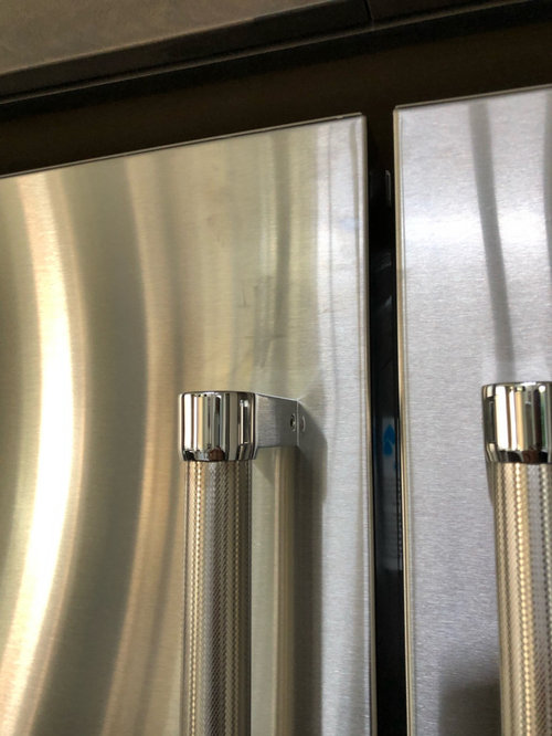 New KitchenAid fridge discoloration/streaks?