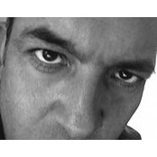 César Escolas foto