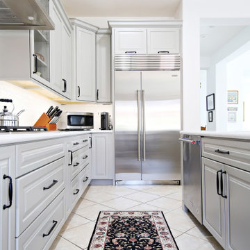 Stately Carlsbad Kitchen