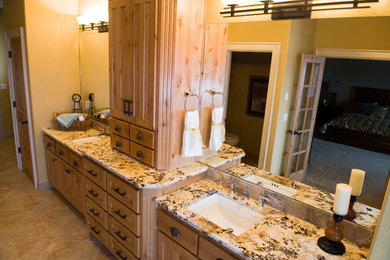 Example of a trendy bathroom design in Portland