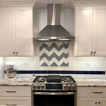 Transitional Small | Functional Kitchen