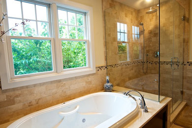 Example of a classic bathroom design in New York