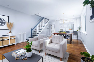 Inspiration for a country home design remodel in Toronto