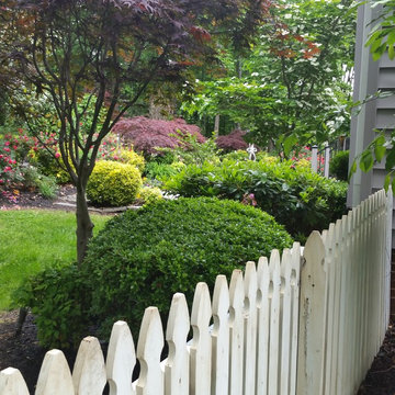 Lush, Private Gardens