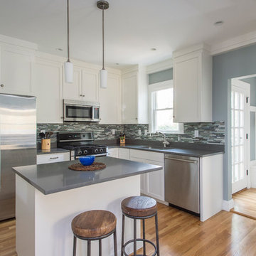 Transitional Cambridge Kitchen