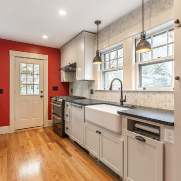 Melrose Kitchen Sink Wall and Range