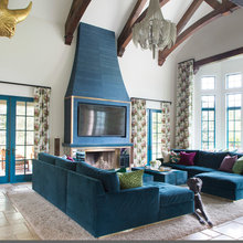 Living room / twin couches