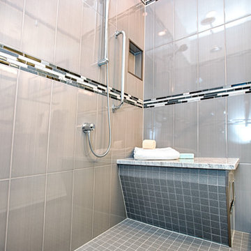 Simple Bathroom