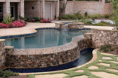 Transitional pool photo in Atlanta