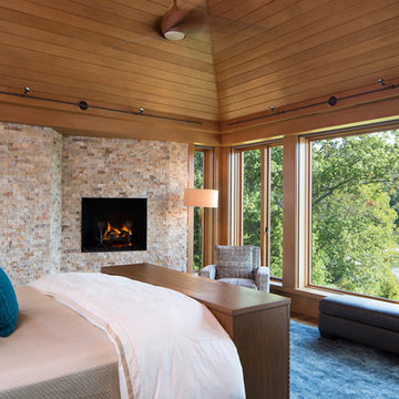 Private Waterfront Residence on Harness Creek