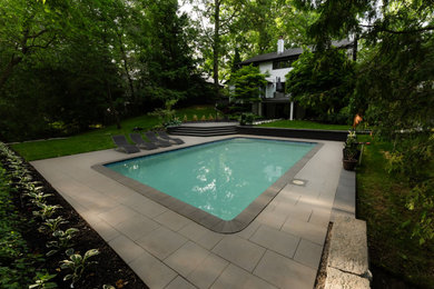 Example of a minimalist pool design in Toronto