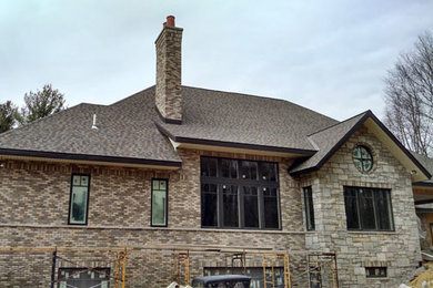 Example of an exterior home design in Grand Rapids