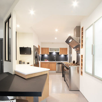 PROJET DE RÉNOVATION : CUISINE CONTEMPORAINE EN BOIS MASSIF MOLIETS