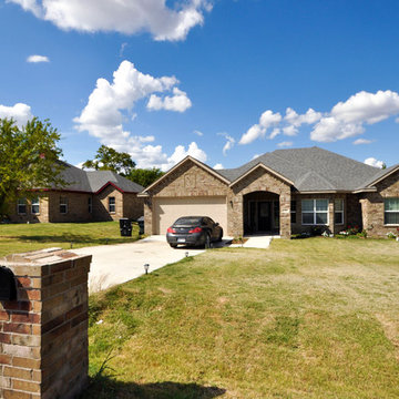 Cruz Contemporary Home