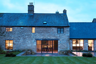 This is an example of a contemporary home in Gloucestershire.