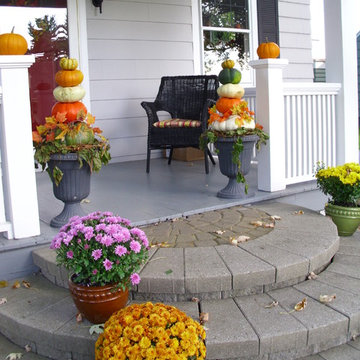 Fall Front Porch Decorating