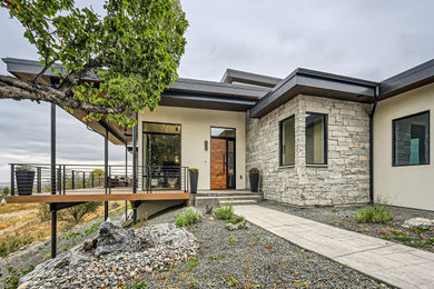 Exterior home idea in Denver