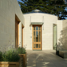 Palms Courtyard